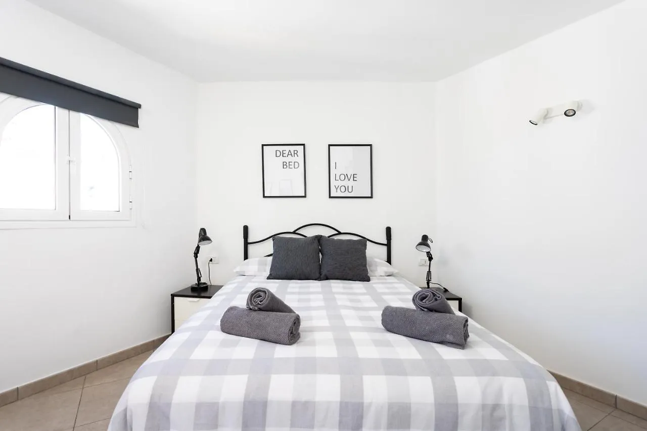 Home2Book Triplex Disco Beach Las Américas, Terrace Arona  Spagna
