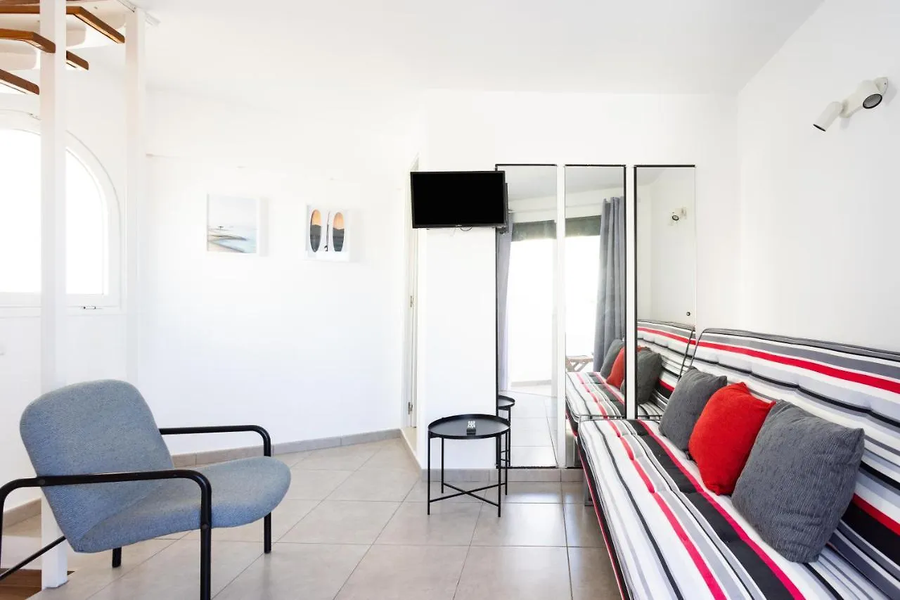 Home2Book Triplex Disco Beach Las Americas, Terrace Arona  Apartment